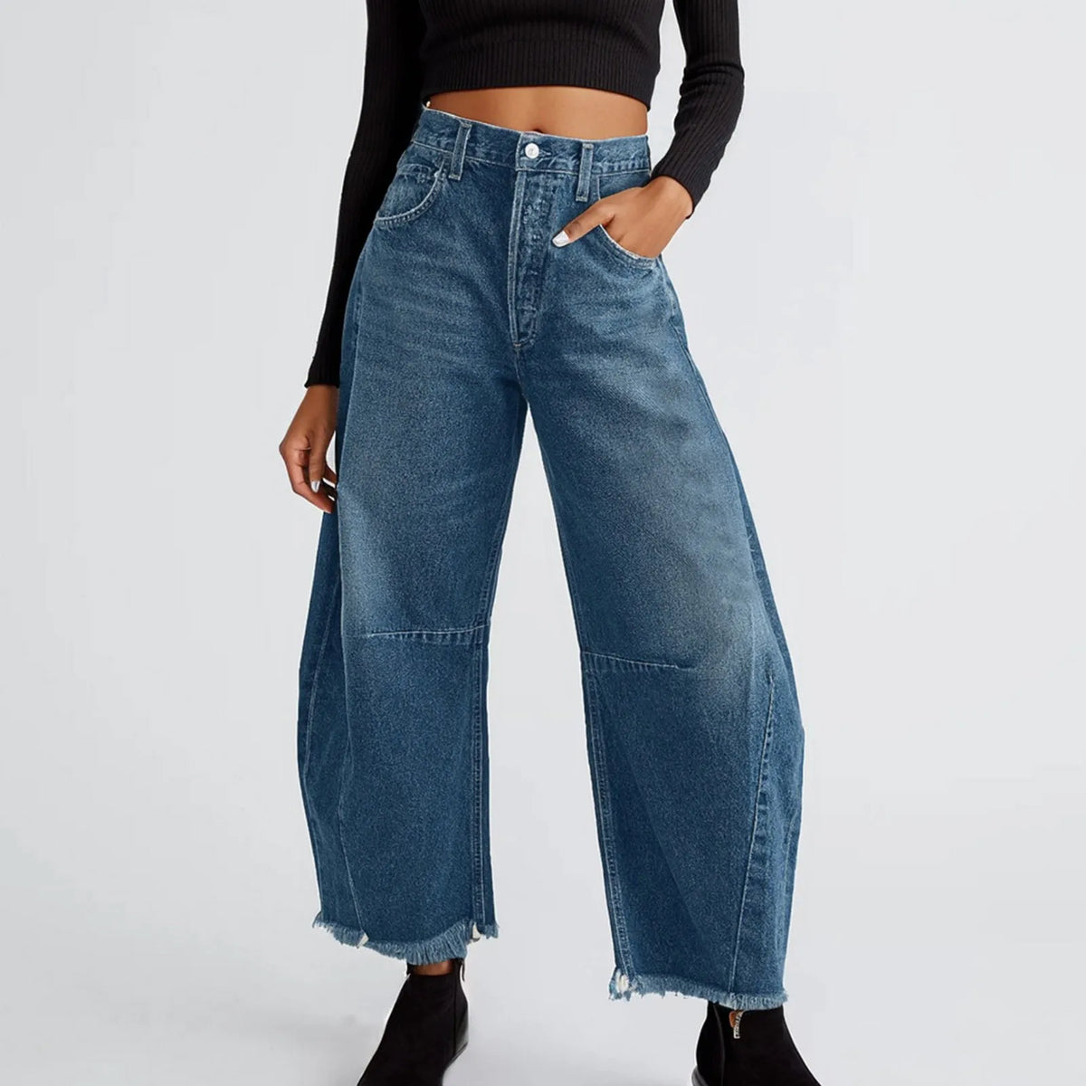 Freya | Distressed High-Rise Jeans