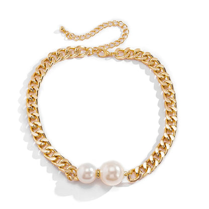 Manon | Elegant Pearl Necklace