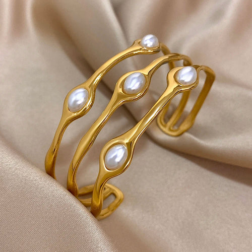 Perrine | Elegant Lustrous Bracelet