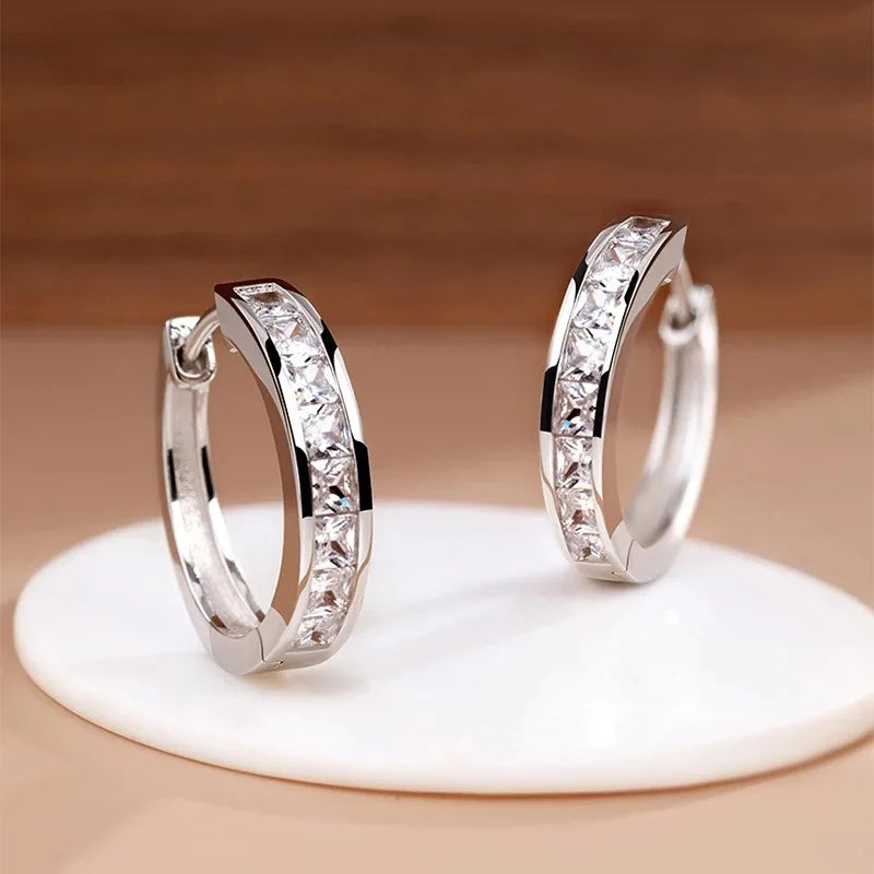 Livia | Elegant Silver Earrings