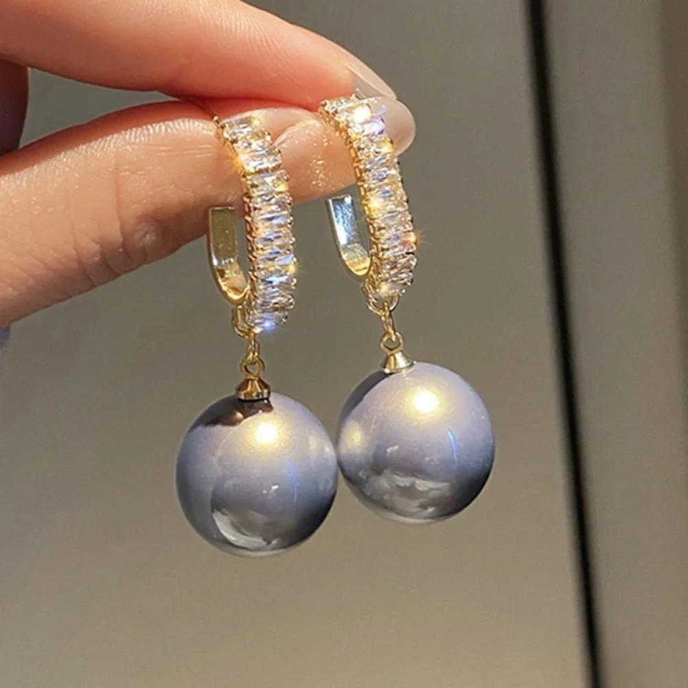 Sophia | Elegant Pearl Earrings for Women with Zirconia Accents