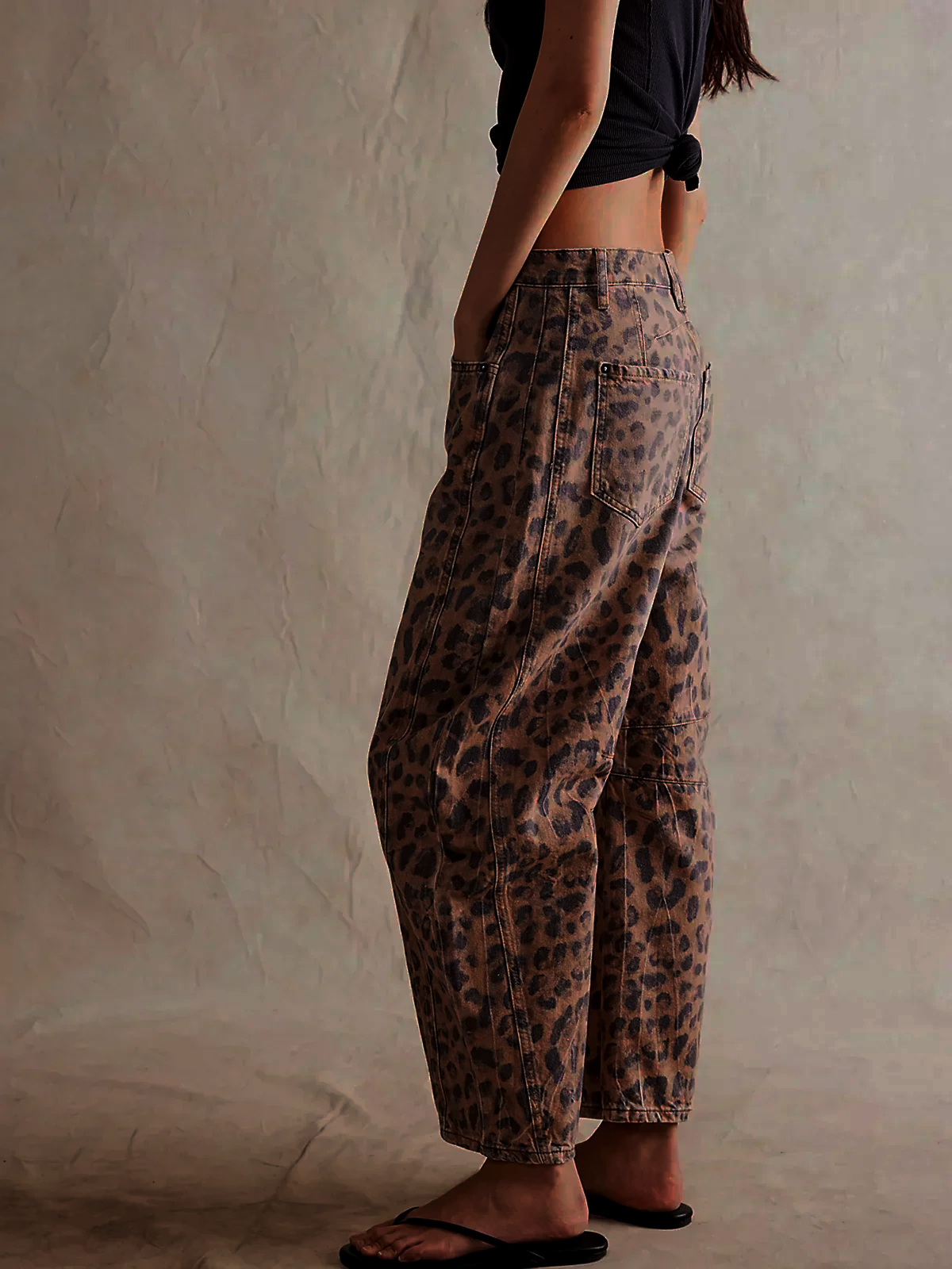 Sophie | Chic Wide Leg Womens Pants in Leopard Print