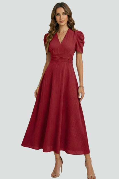 Lila | V-Neck Midi Dress with Short Sleeves