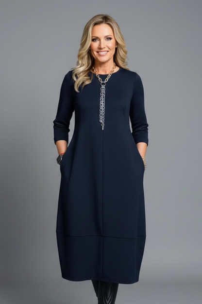Lila | Chic Midi Dress with Round Neck and Pockets