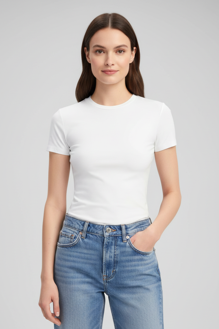 Lena | Fitted Round Neck T-Shirt