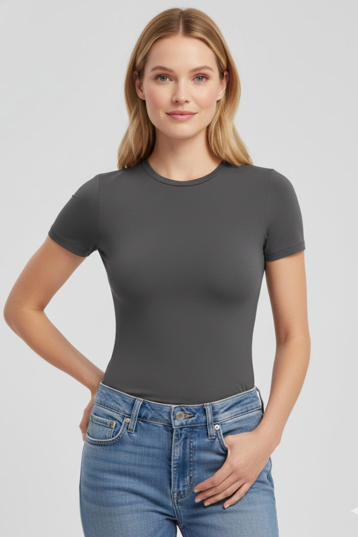 Lena | Fitted Round Neck T-Shirt