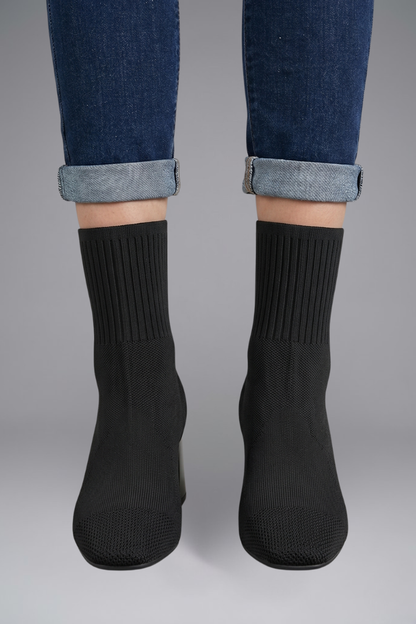 Lila | Ribbed Stretch Ankle Boots