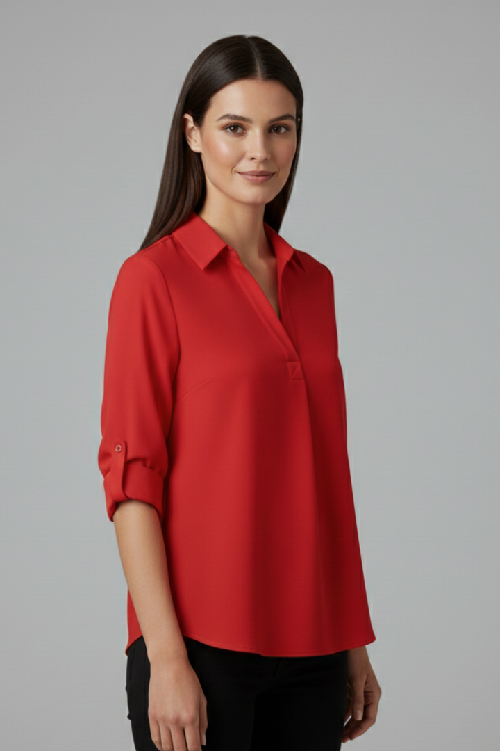 Lila | Tailored Blouse with Collar and Button Closure