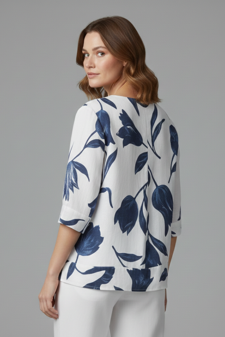 Lila | Floral V-Neck Blouse