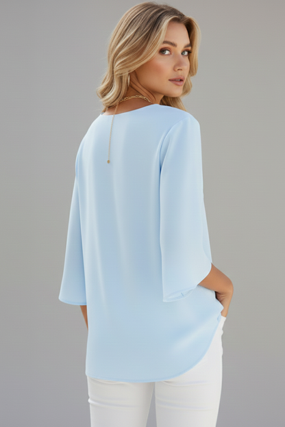 Lila | V-Neck Short Sleeve Blouse
