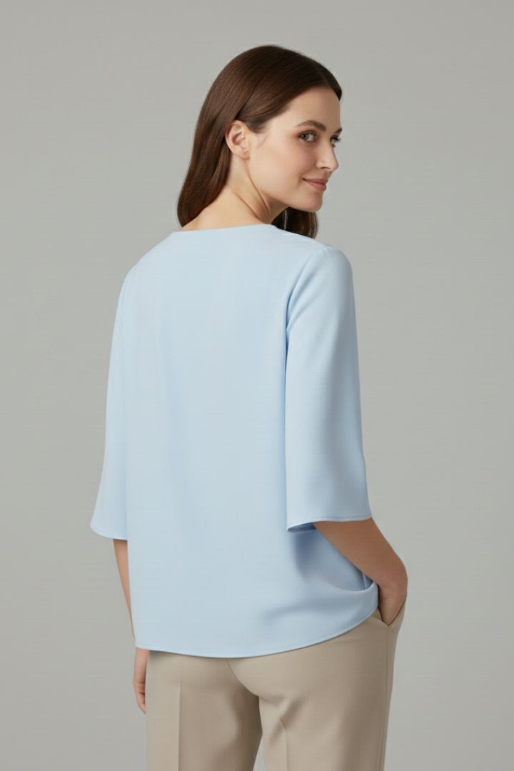 Lila | V-Neck Three-Quarter Sleeve Blouse