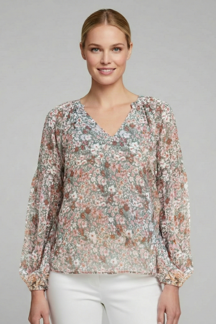 Lila | Floral Print V Neck Blouse