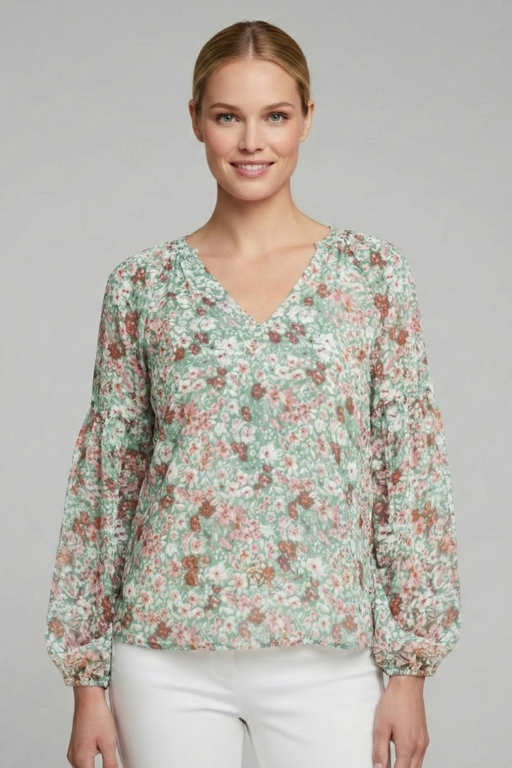 Lila | Floral Print V Neck Blouse