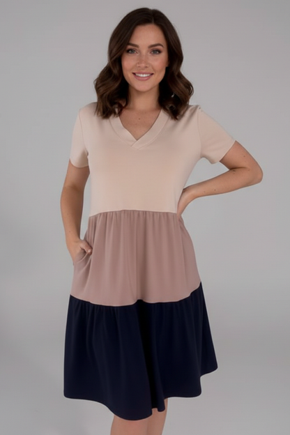 Lila | Colour-Block Panel Dress with Round Neckline