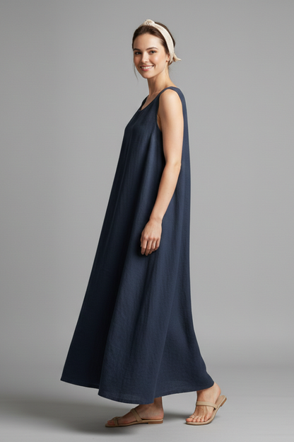 Lila | Elegant Round Neck Dress with Pockets