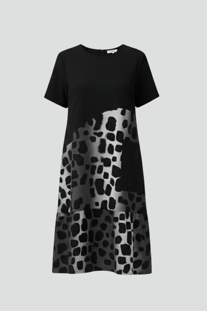 Lila | Chic Short Sleeve Dress with Pockets