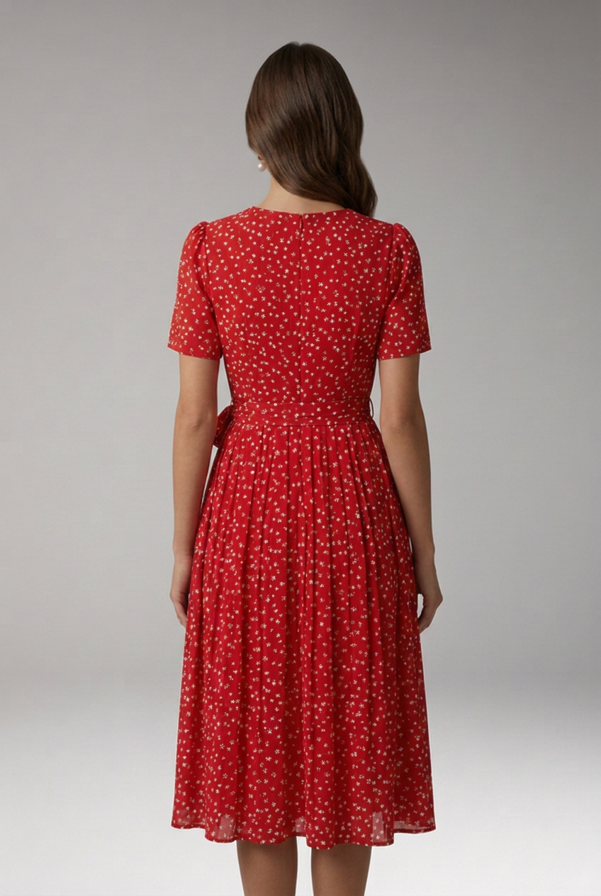 Lila | Floral Dress with Round Neckline and Tie Waist