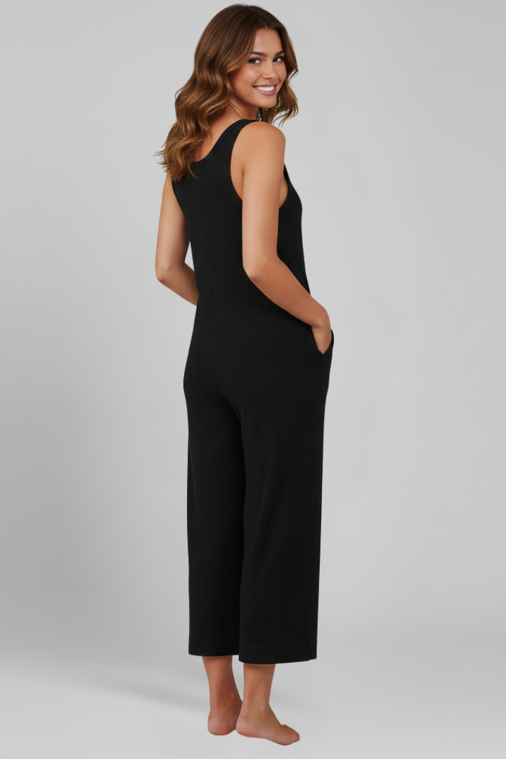 Lena | Chic Jumpsuit with Button Placket and Side Pockets