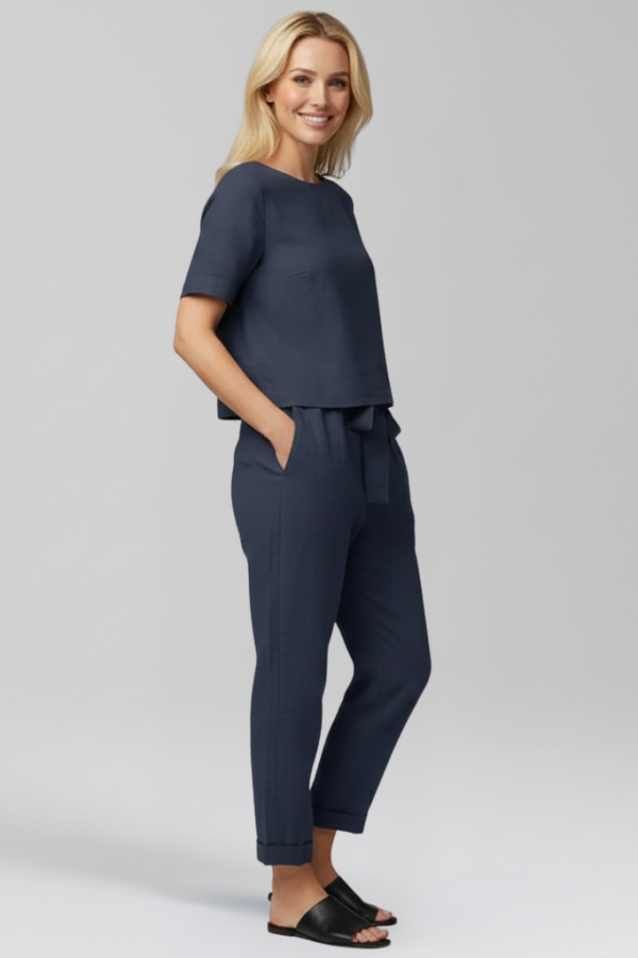 Lila | Chic Round Neck Jumpsuit with Pockets