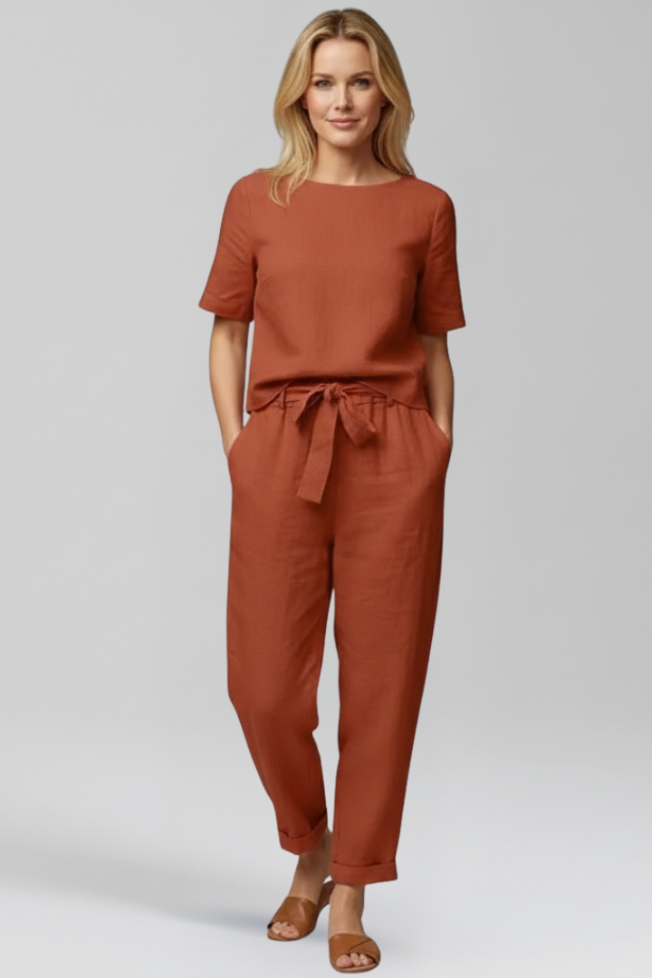 Lila | Chic Round Neck Jumpsuit with Pockets