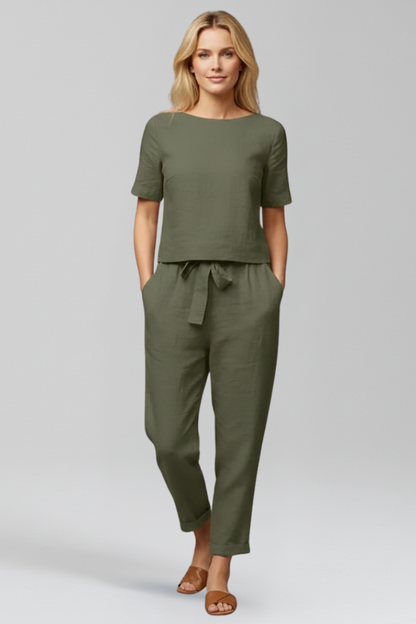 Lila | Chic Round Neck Jumpsuit with Pockets