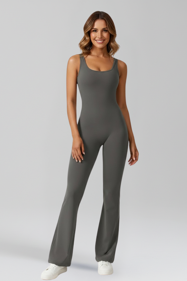Luna | Sleek Sleeveless Flared Jumpsuit