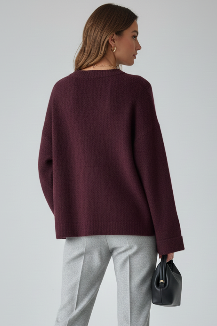 Lila | Luxe Knit Pullover with Round Neckline