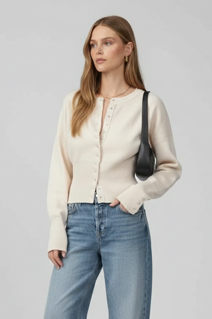 Lila | Knitted Cardigan with Round Neckline