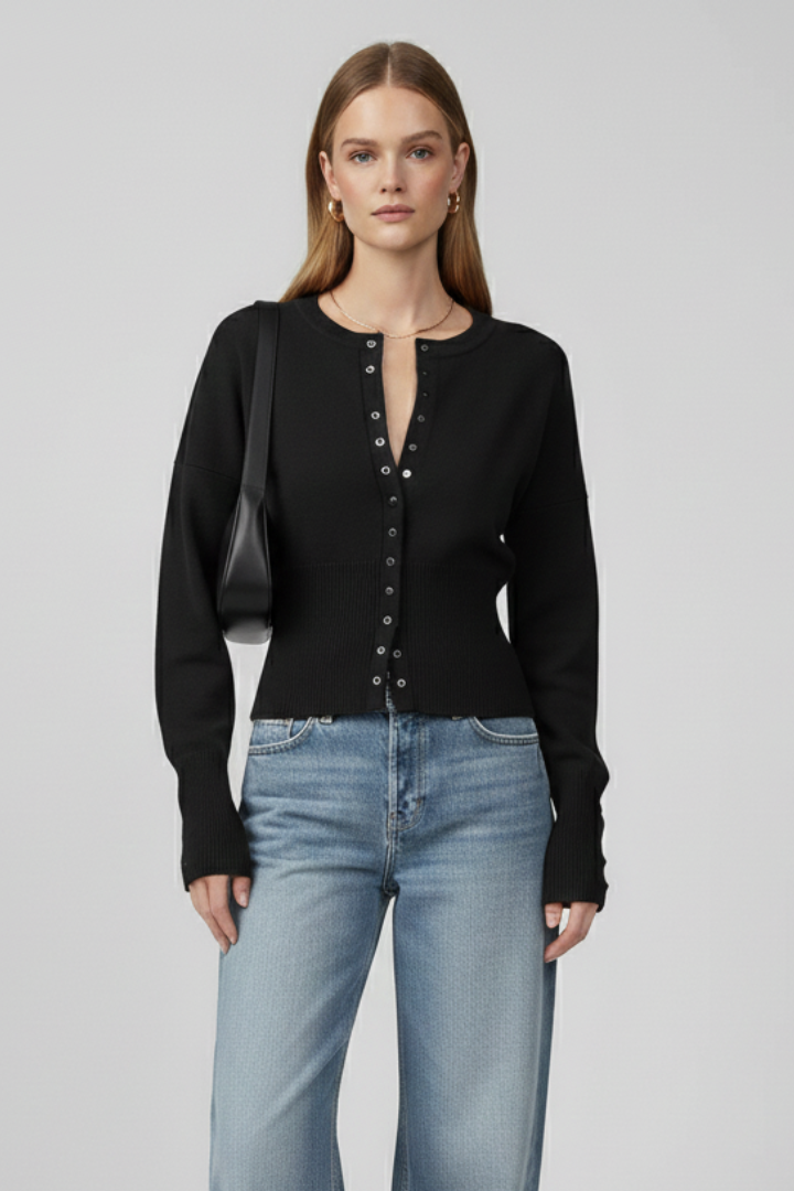 Lila | Knitted Cardigan with Round Neckline