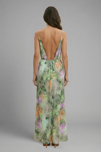 Livia | Elegant Maxi Dress with Detachable Scarf and Long Sleeves