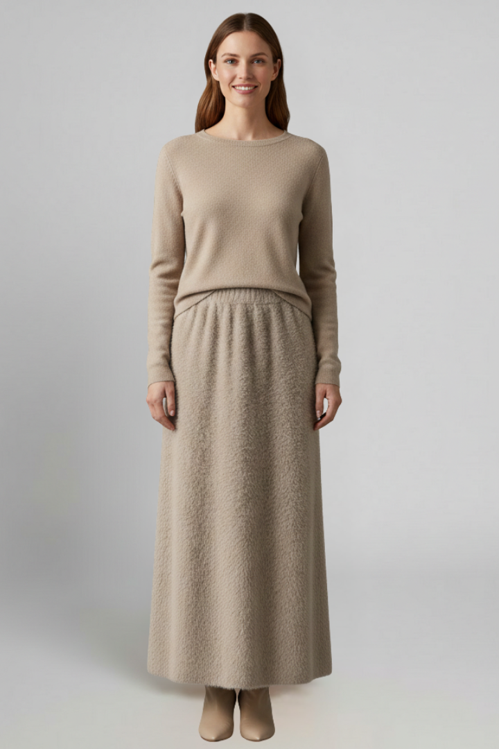 Lila | Textured Maxi Skirt with Elastic Waistband