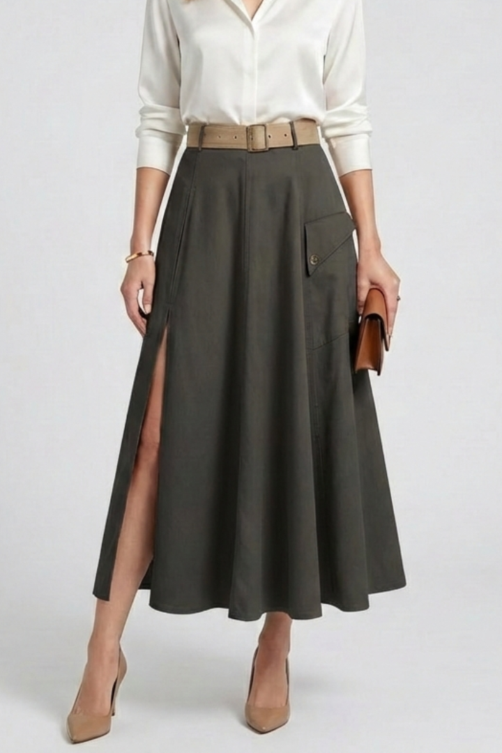Lila | Chic Maxi Skirt with Side Pockets and High Slit