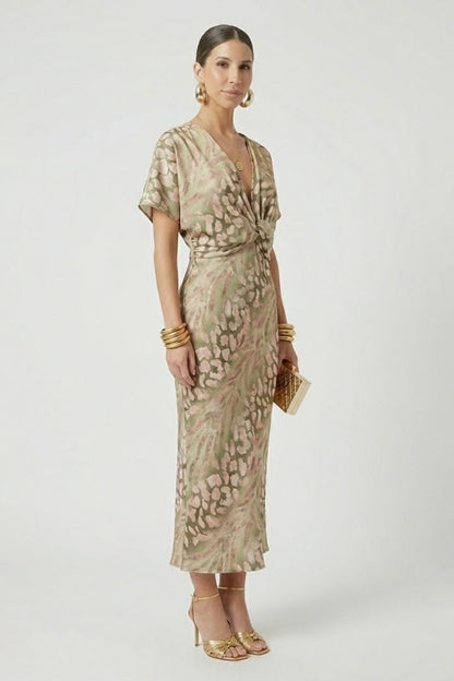 Lila | Pleated Midi Dress with Floral Print