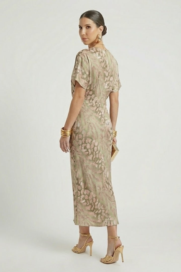 Lila | Pleated Midi Dress with Floral Print