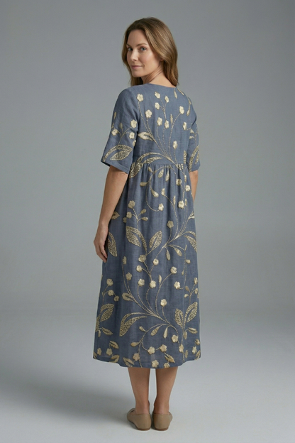 Lila | Floral Print Midi Dress with Round Neck