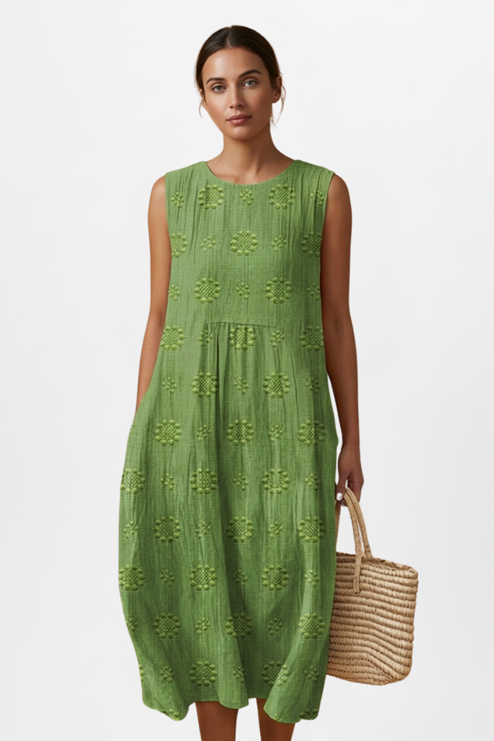 Lena | Elegant Midi Dress with Round Neck and Sleeveless Design