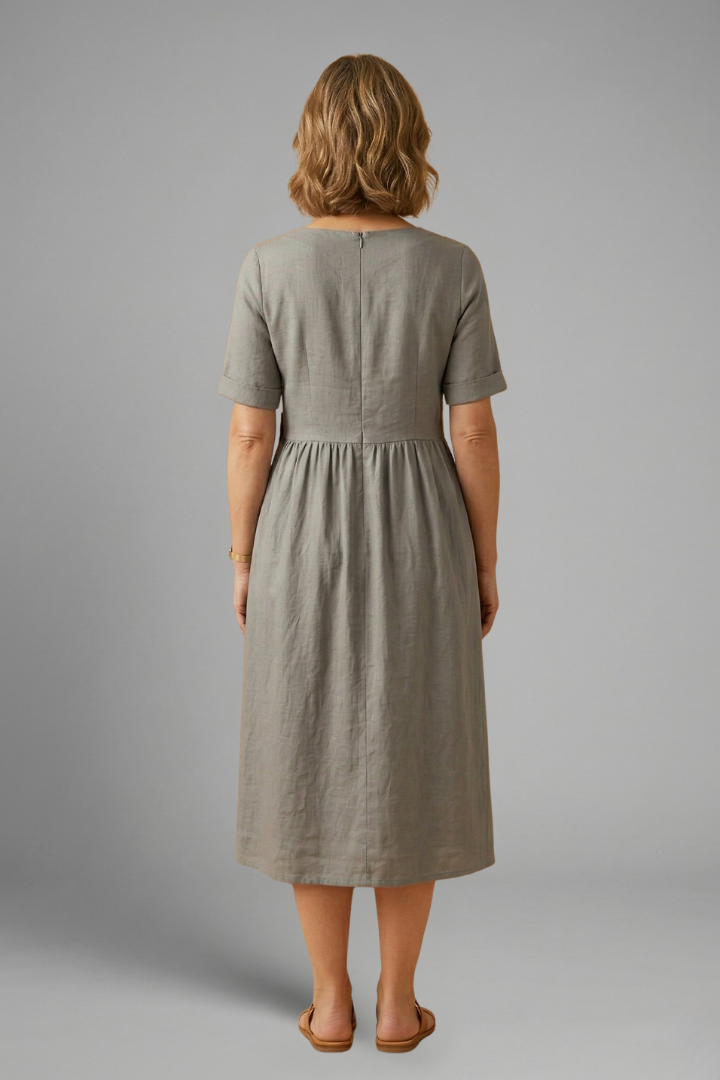 Lila | Effortless Midi Dress with Round Neckline