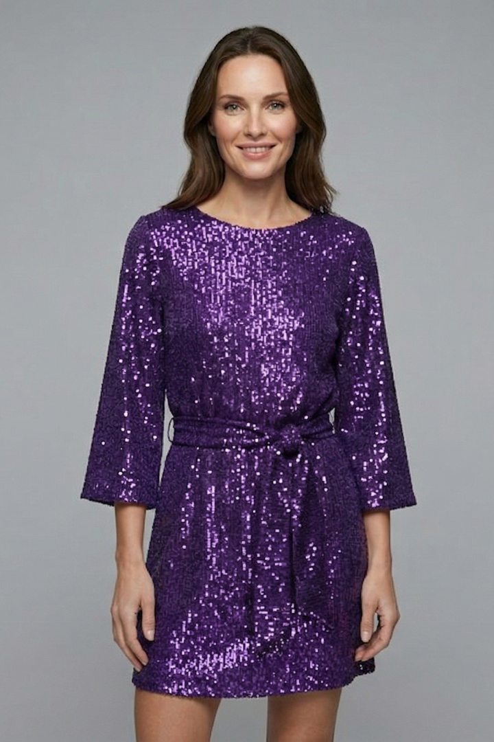 Lila | Chic Mini Dress with Tie Waist and Long Sleeves