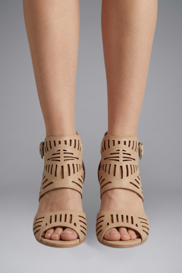 Lila | Chic Ankle Strap Summer Sandals