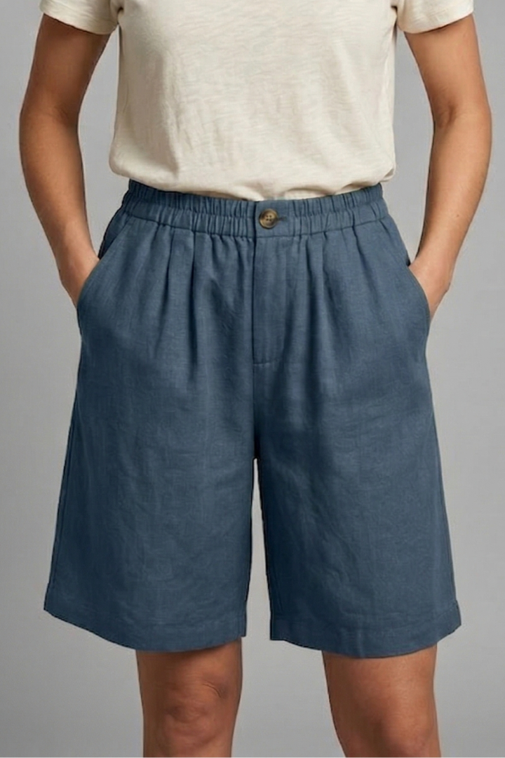 Lila | Chic Elastic Waist Shorts with Pockets