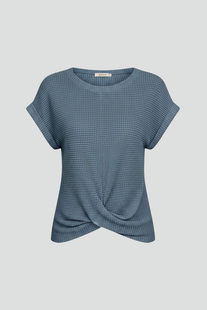 Lila | Classic Round Neck Short Sleeve T-Shirt