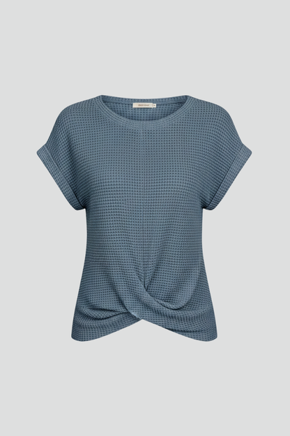 Lila | Classic Round Neck Short Sleeve T-Shirt