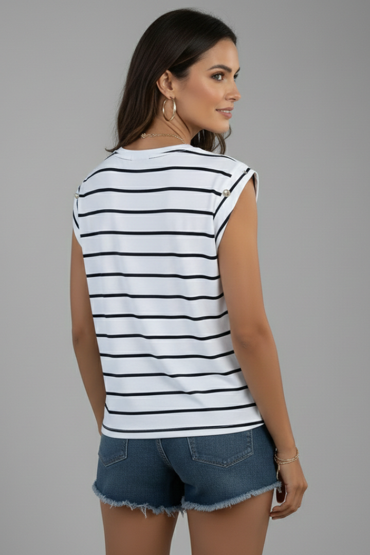 Lila | Effortless Sleeveless Round Neck T-Shirt