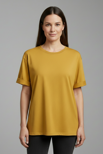Lena | Chic Round Neck T-Shirt with Rolled Sleeves