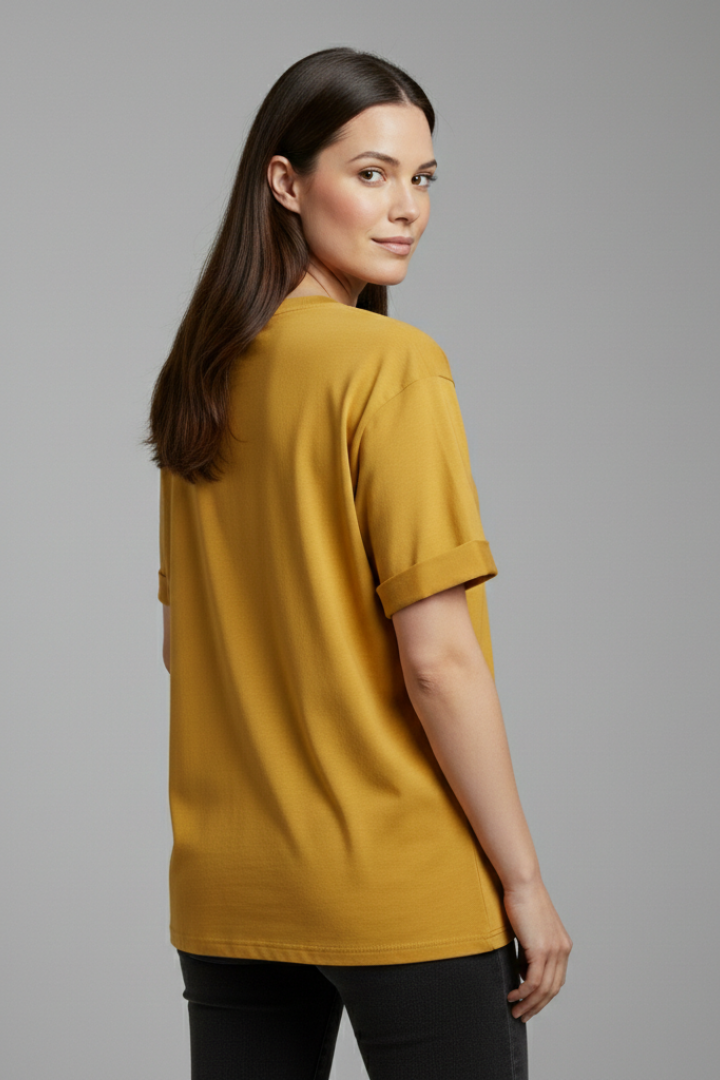Lena | Chic Round Neck T-Shirt with Rolled Sleeves