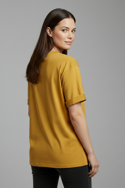 Lena | Chic Round Neck T-Shirt with Rolled Sleeves
