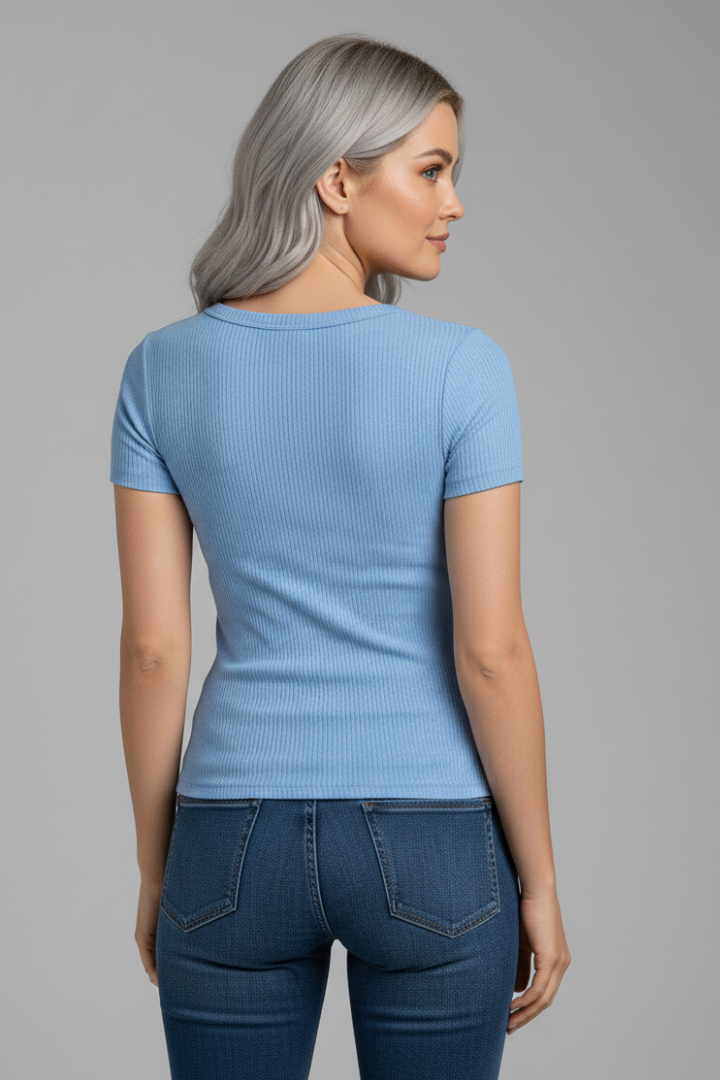 Lila | Elegant Round Neck T-shirt with Button Detail