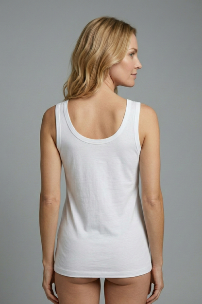 Lila | Sleek Sleeveless Round Neck Tank Top
