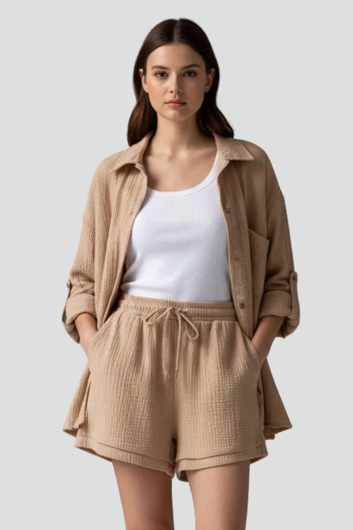 Lila | Chic Button-Up Shirt & Drawstring Shorts Set