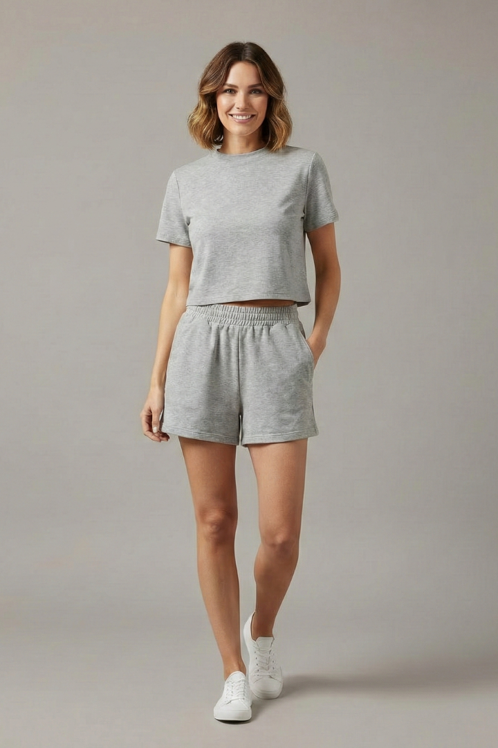 Lila | Chic Crop Top and Elastic Waist Shorts Set